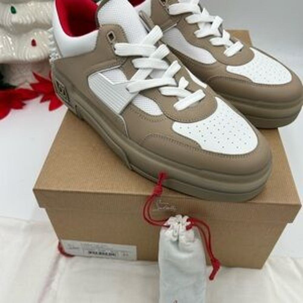 SOLD Christian Louboutin Astroloubi low top sneakers Leather trimmed size 45 - Picture 8 of 12